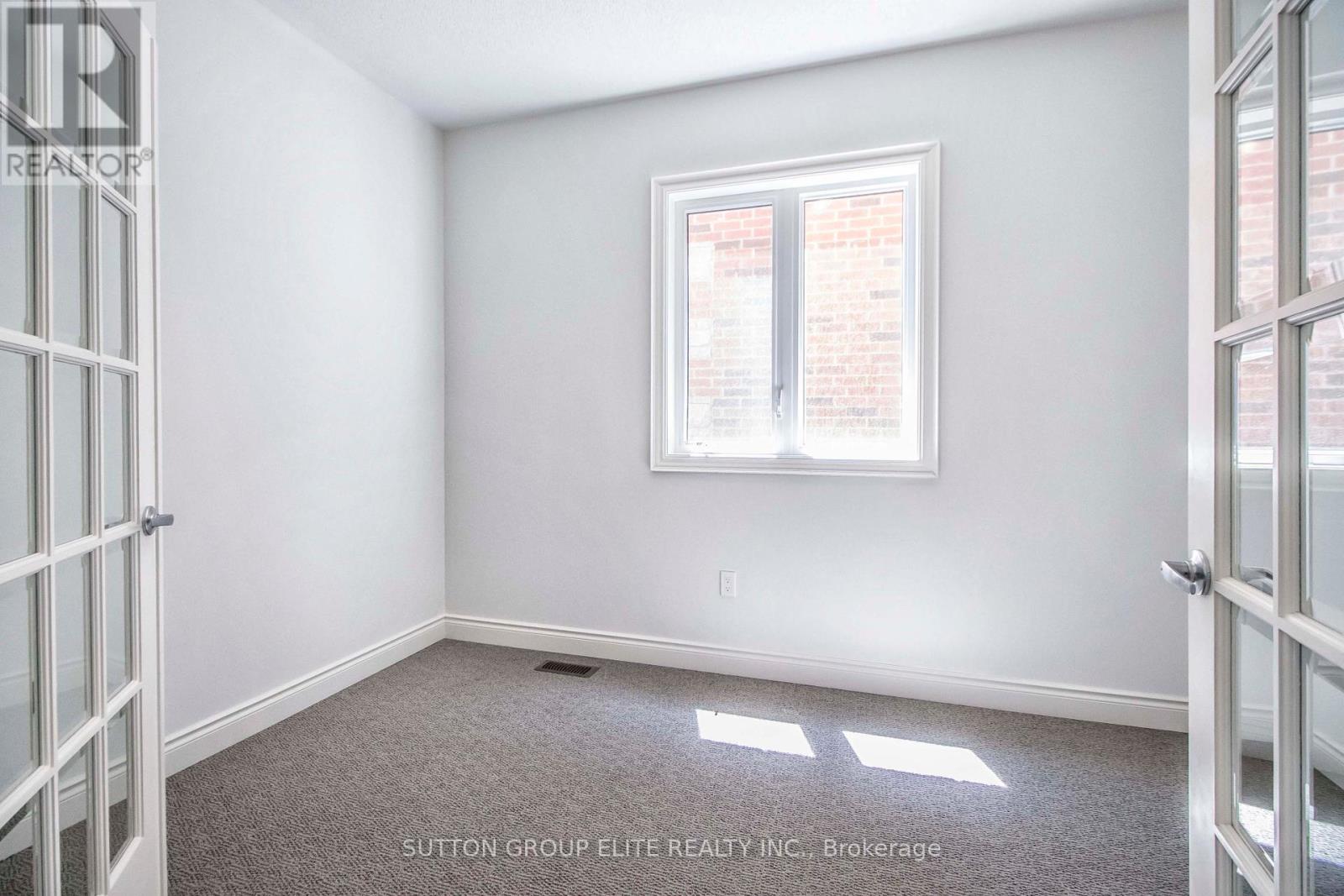 351 Humphrey Street, Hamilton, Ontario  L0R 2H1 - Photo 4 - X12173315