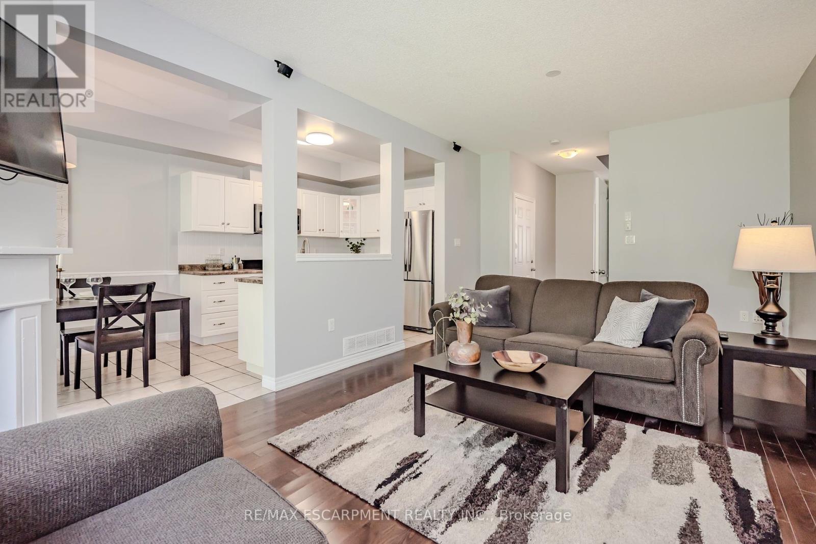 56 Liddycoat Lane, Hamilton, Ontario  L9G 0A7 - Photo 7 - X12173418