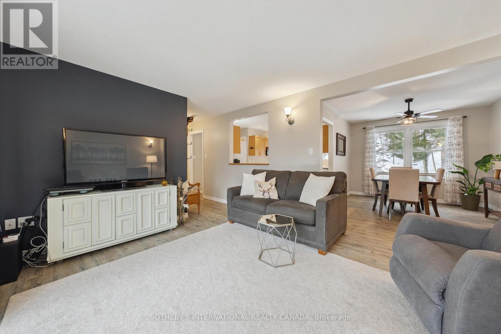 202 Sunnyside Street, Dysart Et Al (Dysart), Ontario  K0M 1S0 - Photo 17 - X12173429