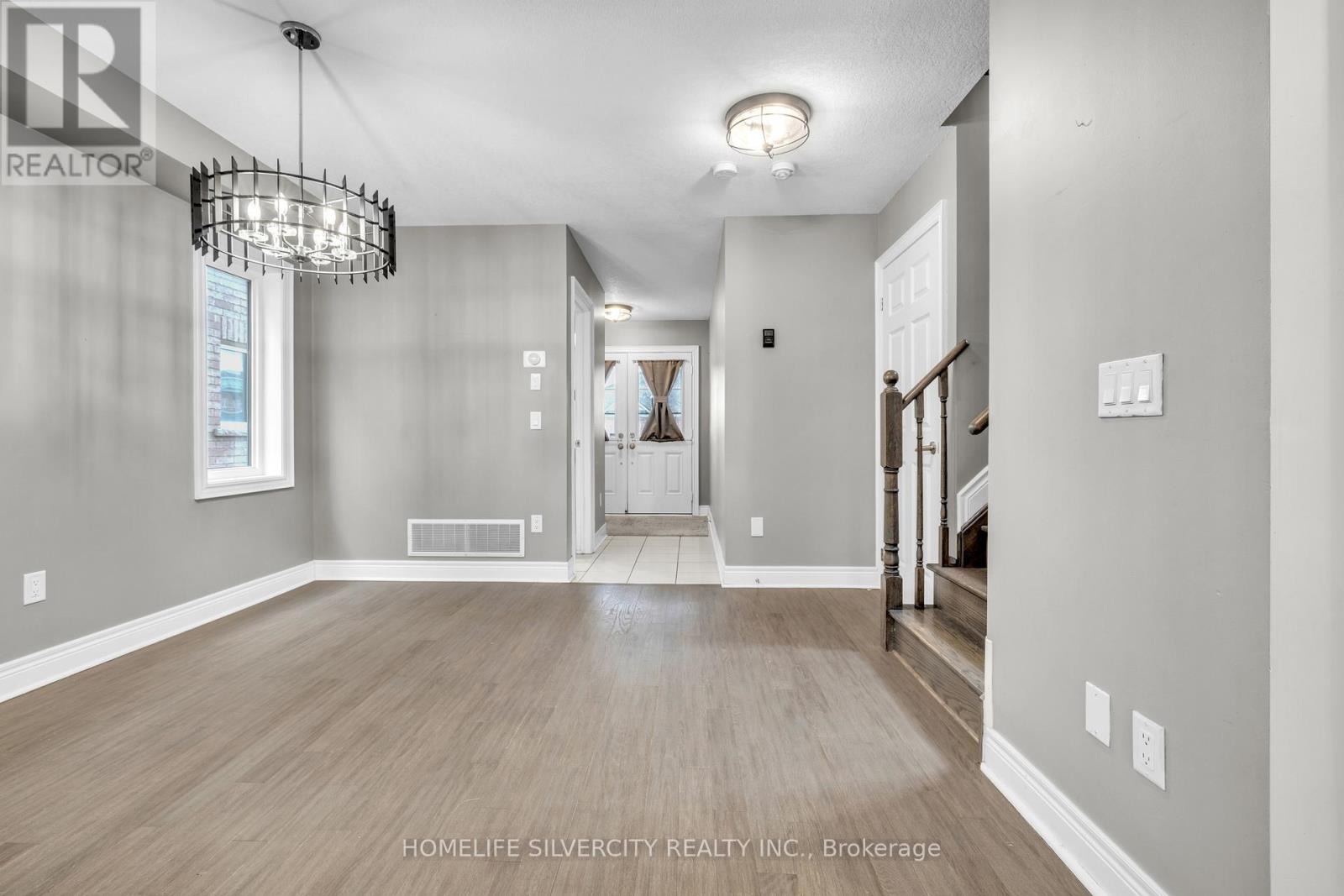 390 Thompson Street, Woodstock, Ontario  N4T 0G6 - Photo 10 - X12173452
