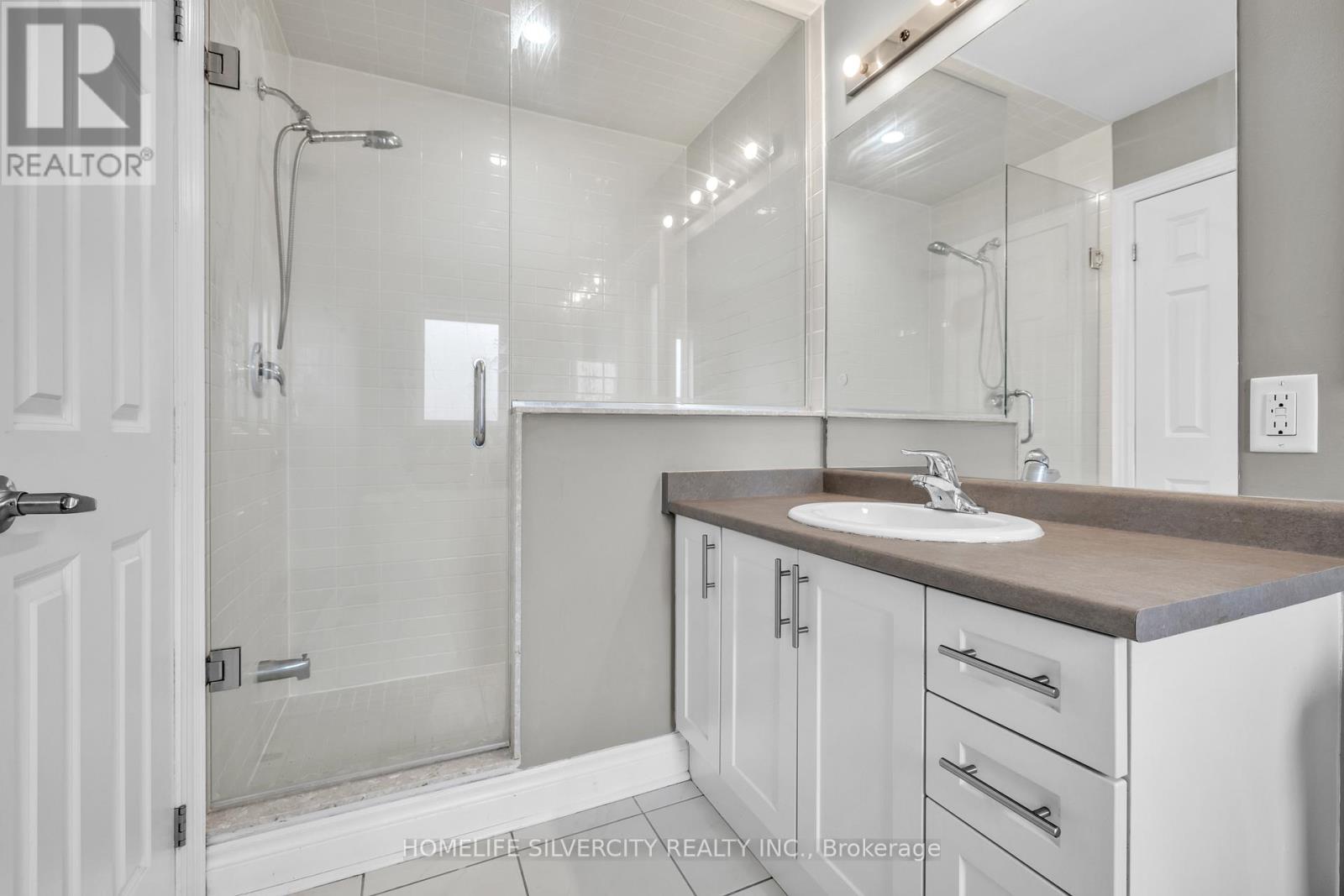 390 Thompson Street, Woodstock, Ontario  N4T 0G6 - Photo 15 - X12173452