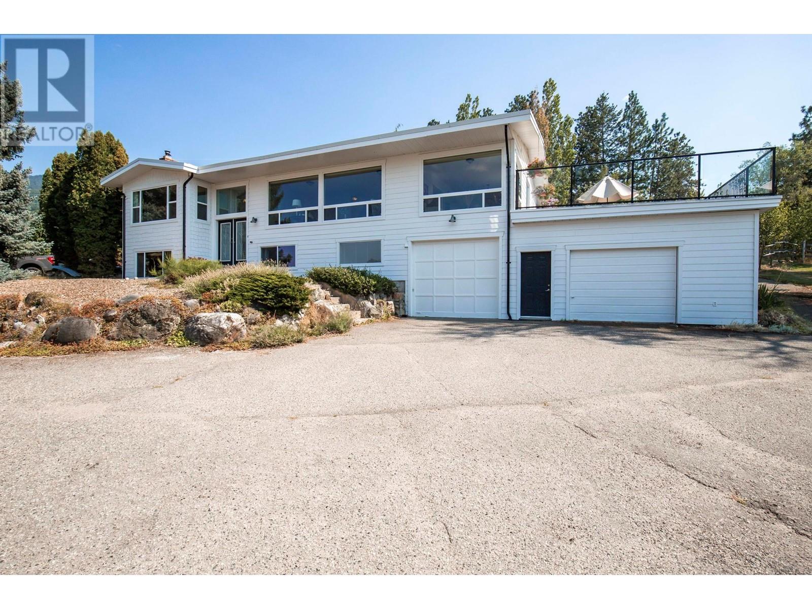 Property at 14251 East Hill Road image 1