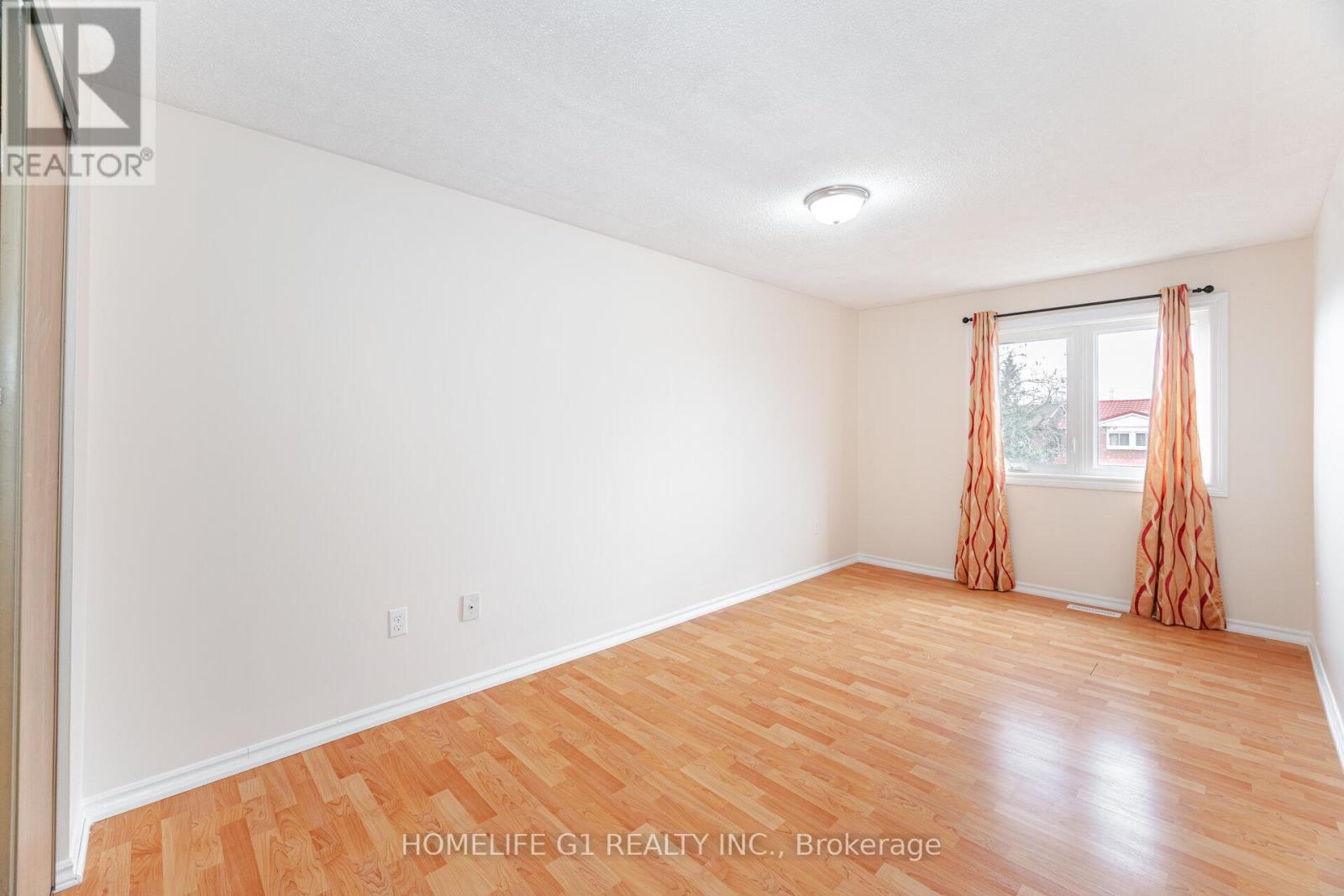 18 Laurel Valley Court, Vaughan, Ontario  L4K 2B3 - Photo 26 - N12167138