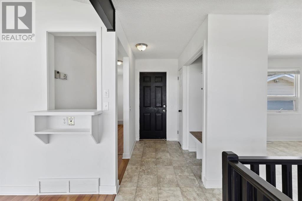 403 17 Street E, Drumheller, Alberta  T0J 0Y5 - Photo 7 - A2211798