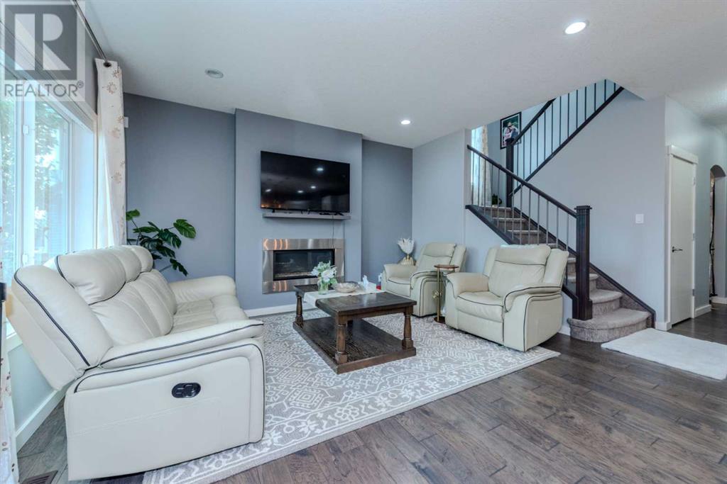 52 Cooperstown Place Sw, Airdrie, Alberta  T4B 3T5 - Photo 9 - A2212629