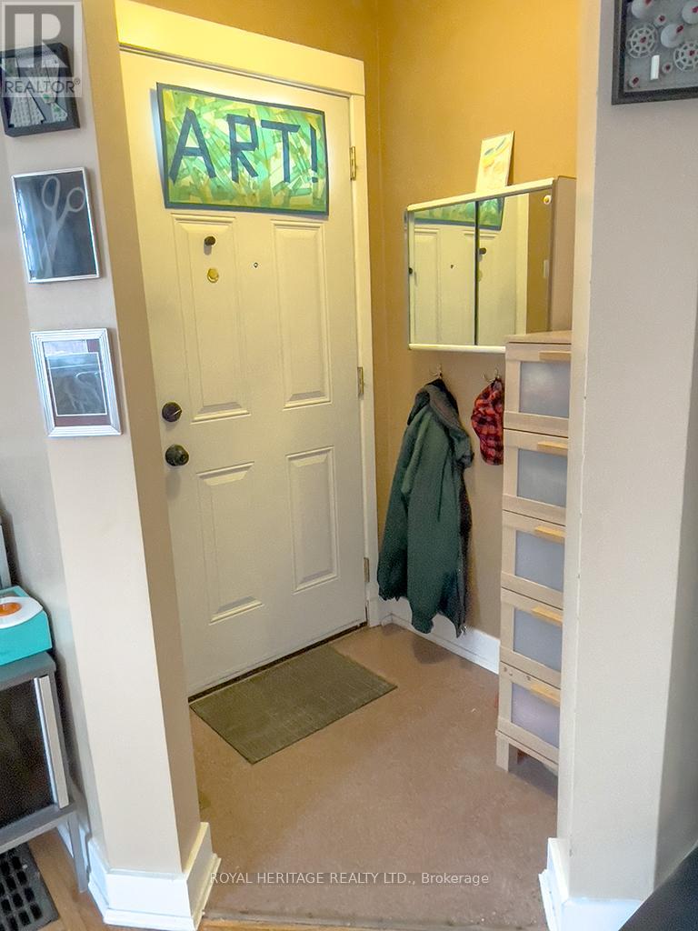 71 Wright Avenue, Belleville, Ontario  K8P 4E7 - Photo 3 - X12061880