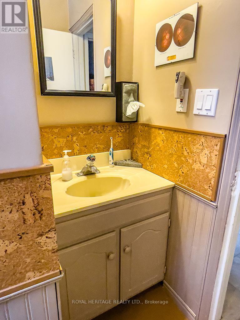 71 Wright Avenue, Belleville, Ontario  K8P 4E7 - Photo 18 - X12061880