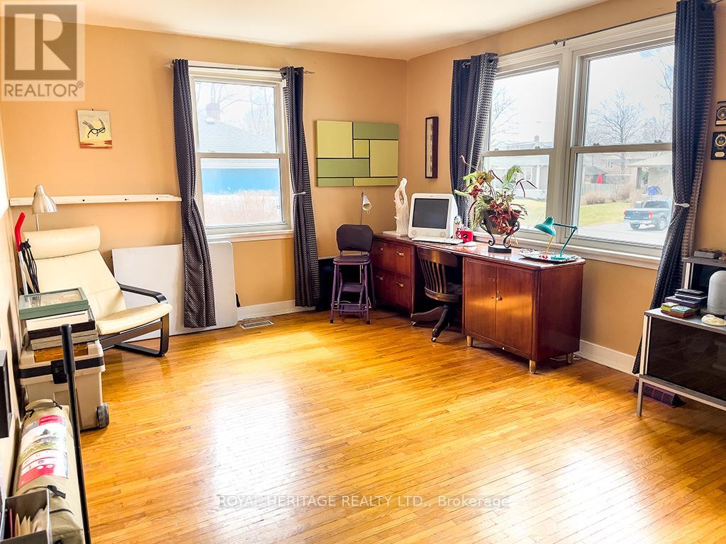 71 Wright Avenue, Belleville, Ontario  K8P 4E7 - Photo 5 - X12061880