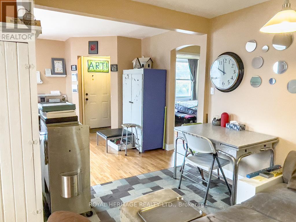 71 Wright Avenue, Belleville, Ontario  K8P 4E7 - Photo 9 - X12061880
