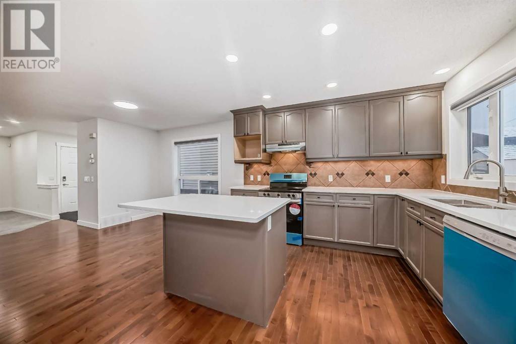 79 Saddlebrook Way Ne, Calgary, Alberta  T3J 5M8 - Photo 13 - A2193414
