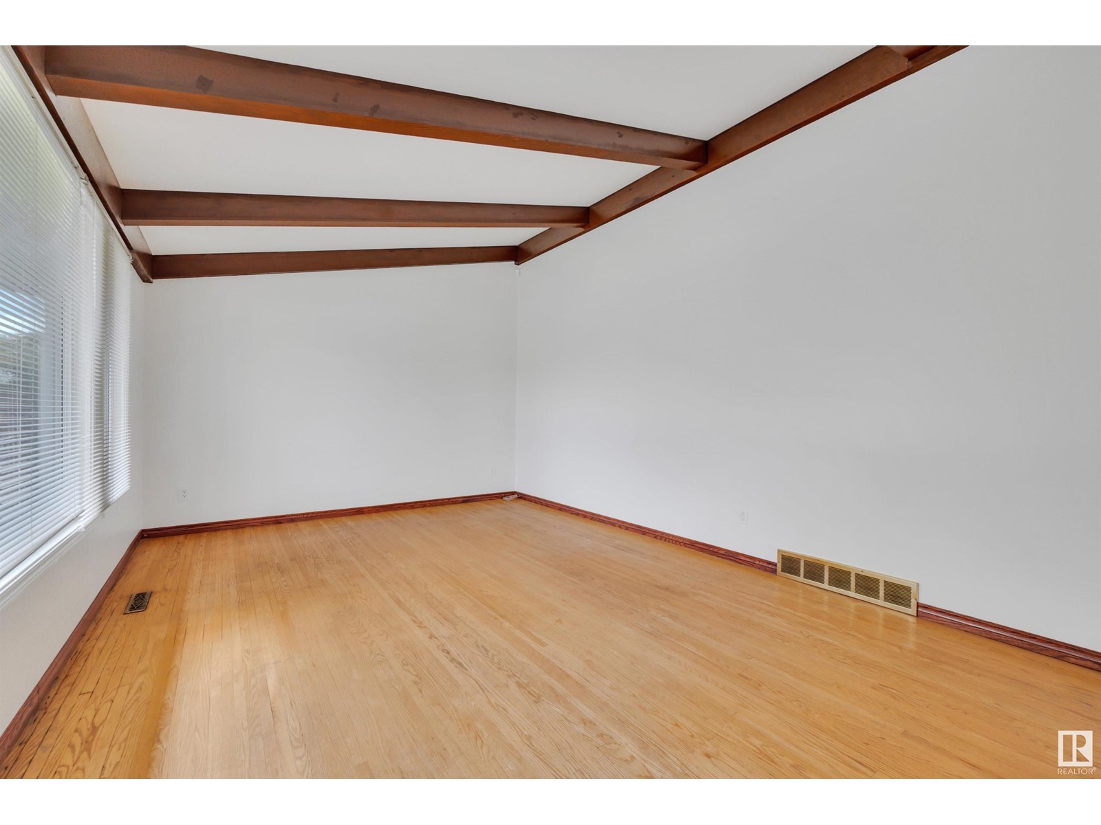 Property at 7908 158 ST NW image 1