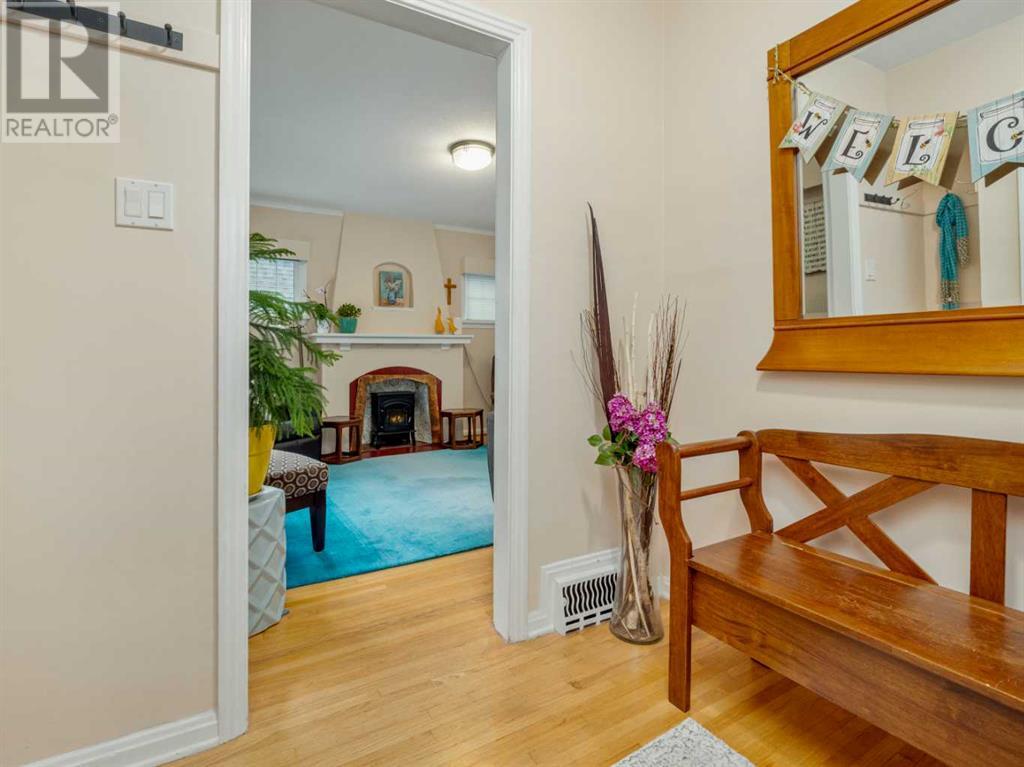 Property at 414 15 Street S image 4