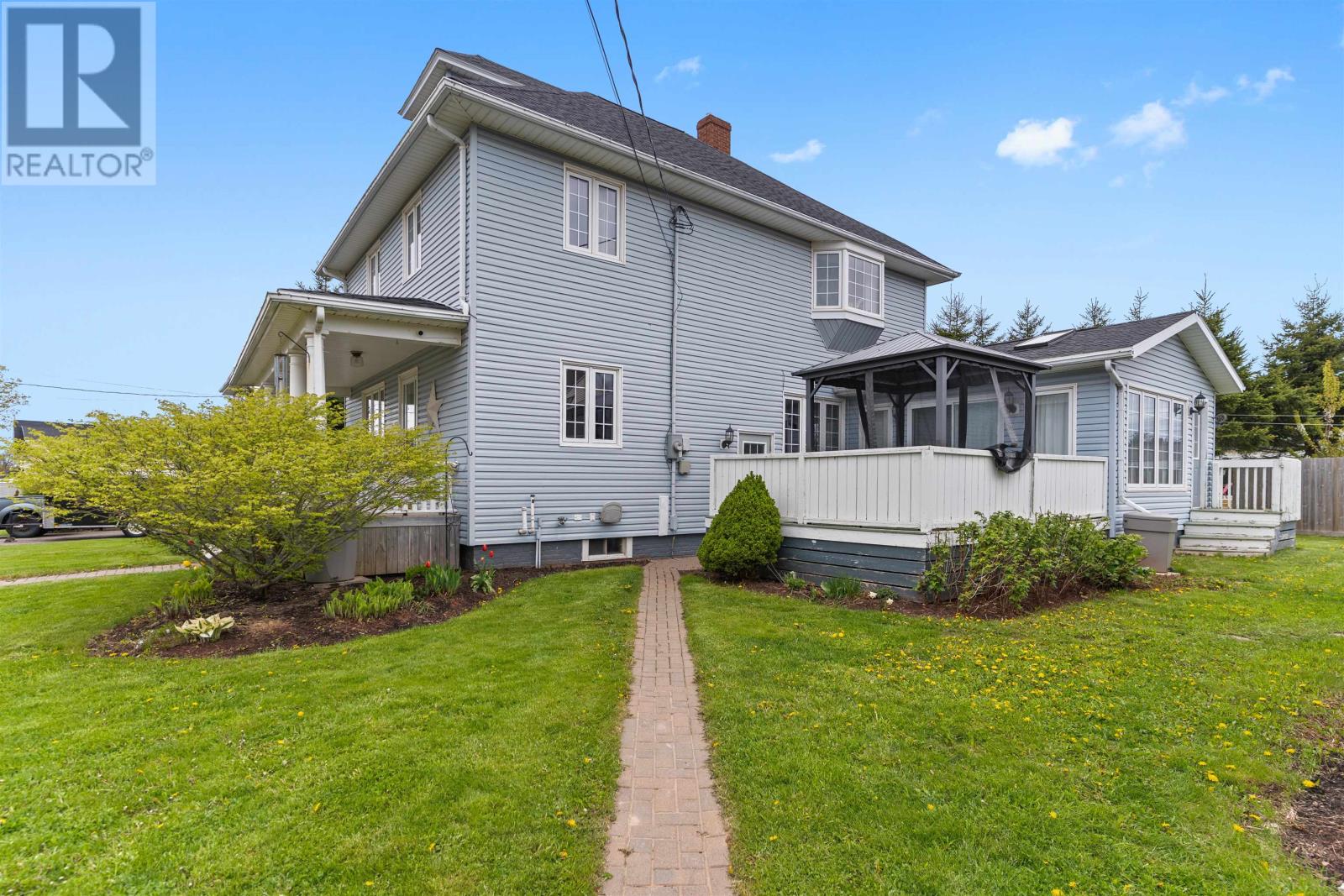 Property at 1 Chestnut Street image 4