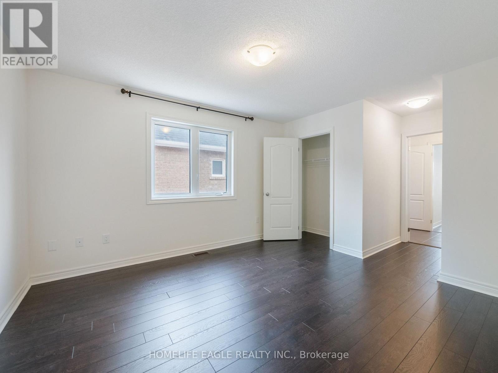 27 Scarlet Way, Bradford West Gwillimbury, Ontario  L3Z 0T4 - Photo 34 - N12051769