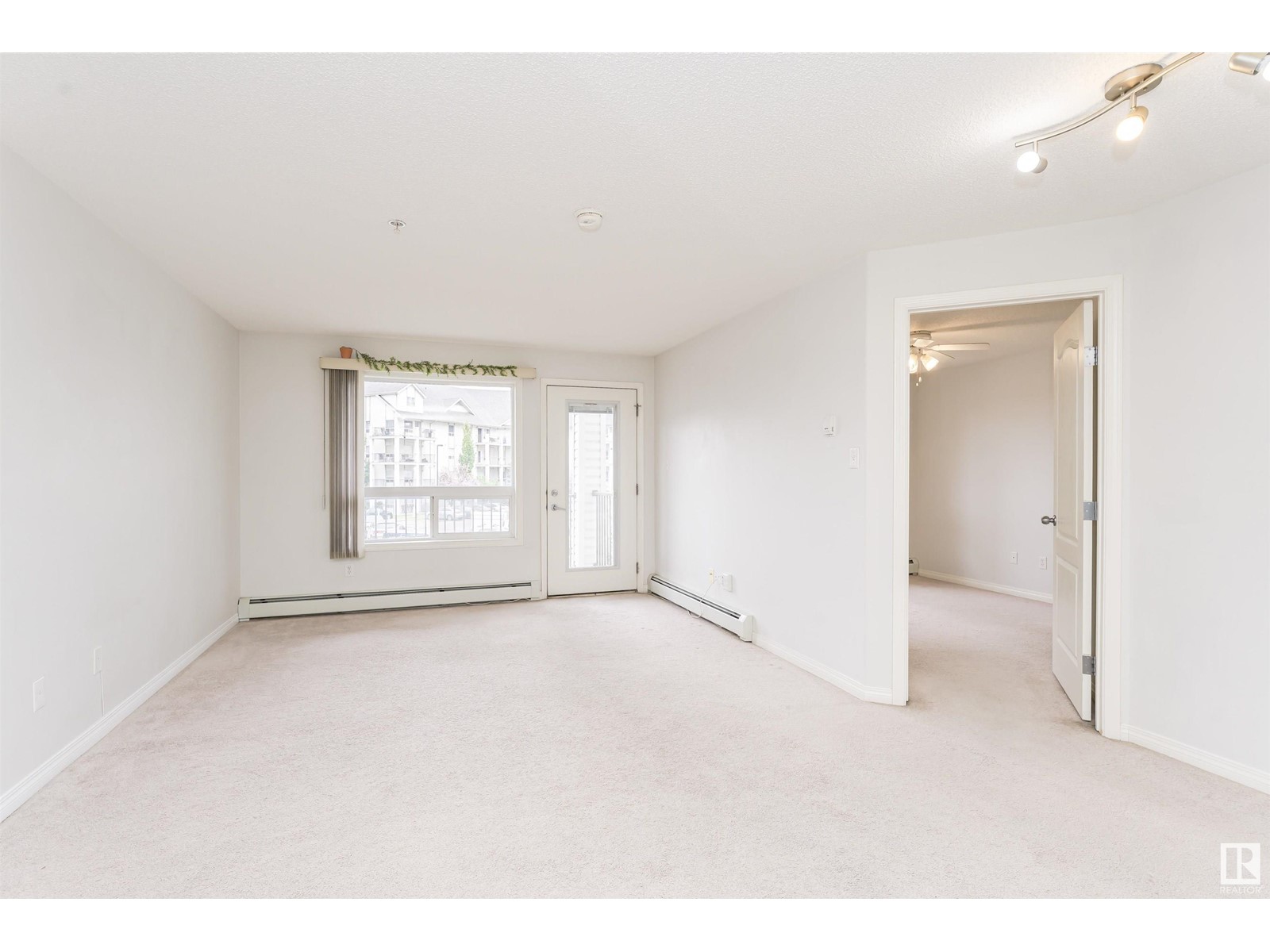 #2204 320 Clareview Station Dr Nw, Edmonton, Alberta  T5Y 0E5 - Photo 12 - E4438560