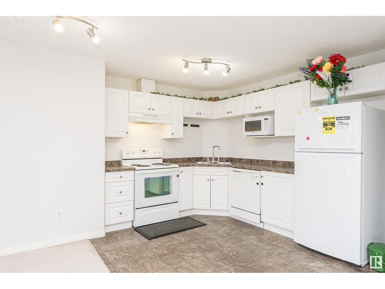 #2204 320 Clareview Station Dr Nw, Edmonton, Alberta  T5Y 0E5 - Photo 6 - E4438560
