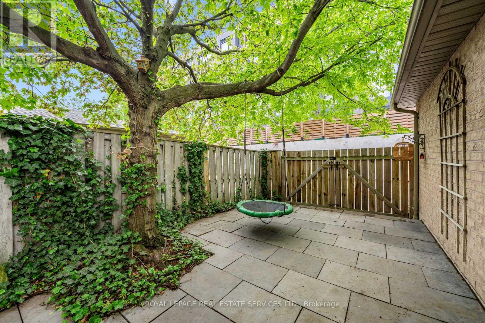 14 Lukow Terrace, Toronto, Ontario  M6R 3B8 - Photo 46 - W12173464