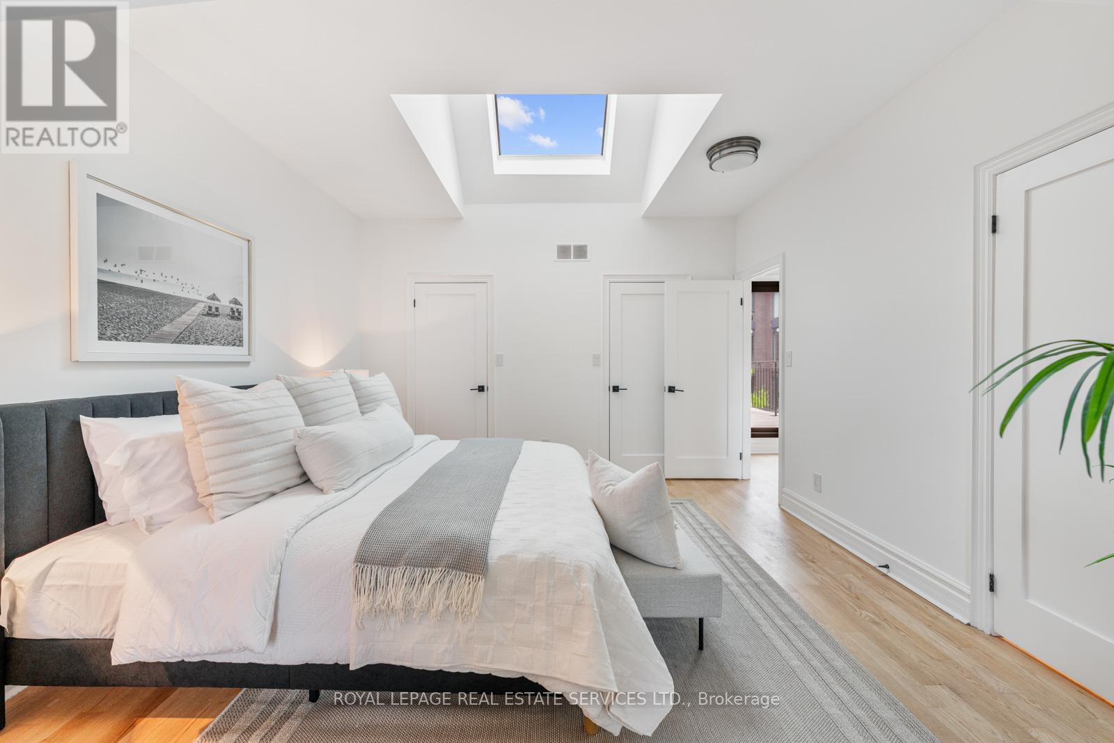 14 Lukow Terrace, Toronto, Ontario  M6R 3B8 - Photo 26 - W12173464
