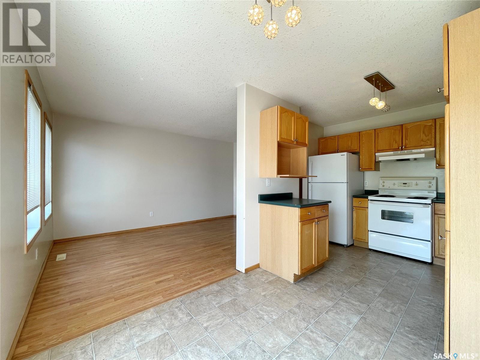 2 110 Keevil Crescent, Saskatoon, Saskatchewan  S7N 4L9 - Photo 6 - SK007156
