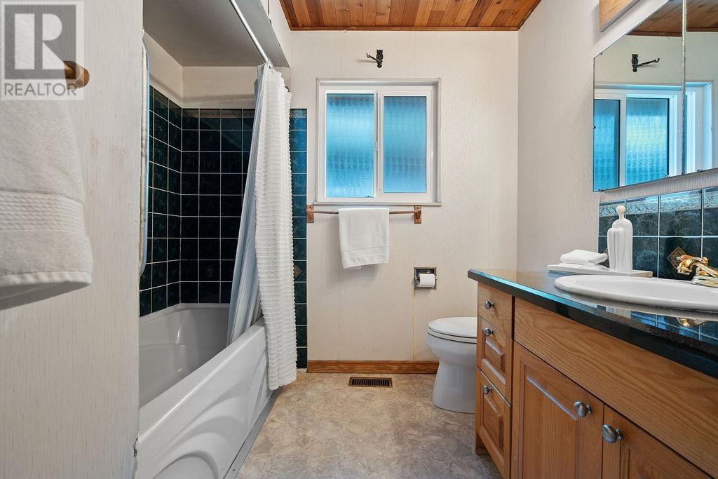 1560 Burrill Avenue, North Vancouver, British Columbia  V7K 1L9 - Photo 22 - R3005097