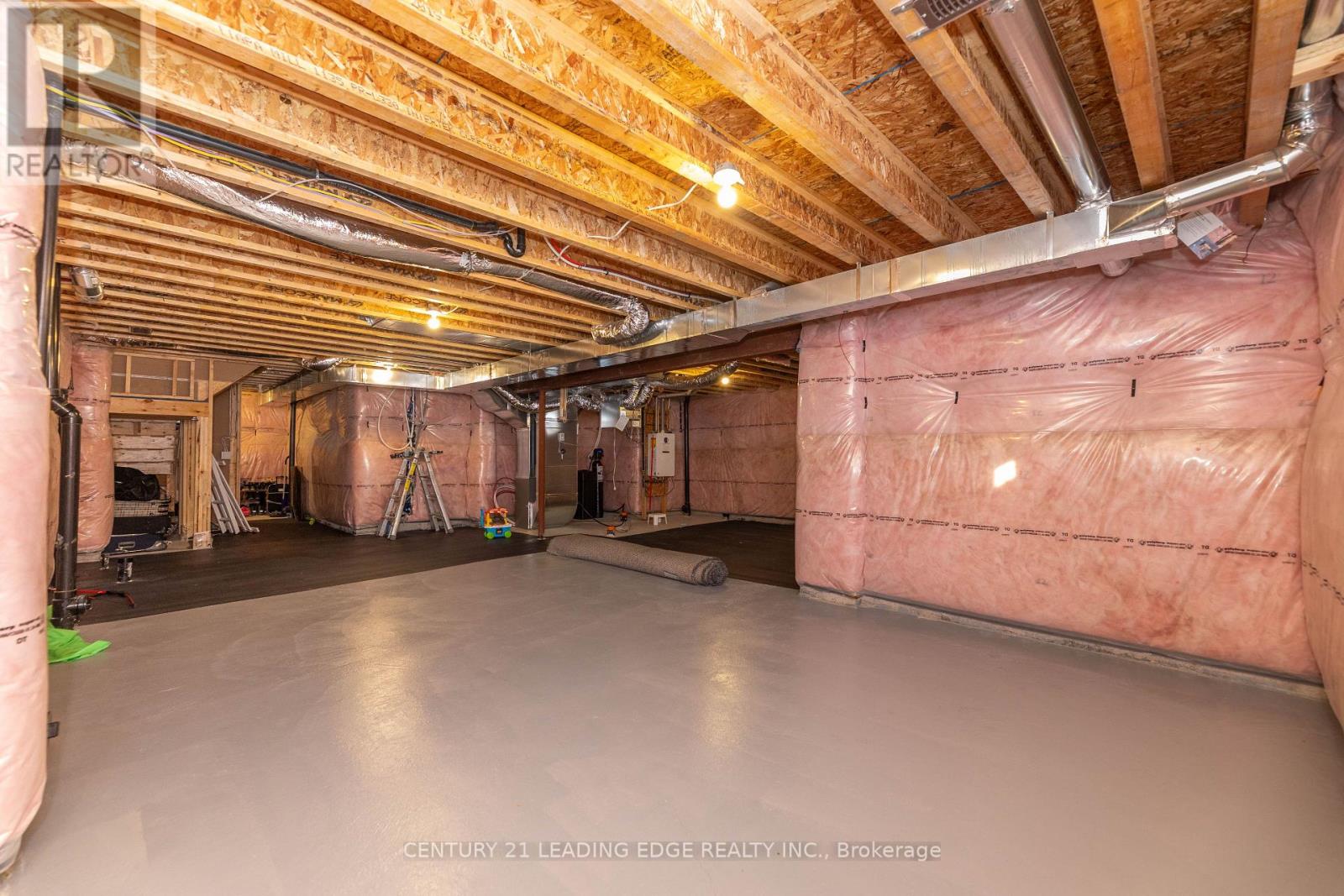 55 Bartram Crescent, Bradford West Gwillimbury, Ontario  L3Z 0T3 - Photo 33 - N12173515