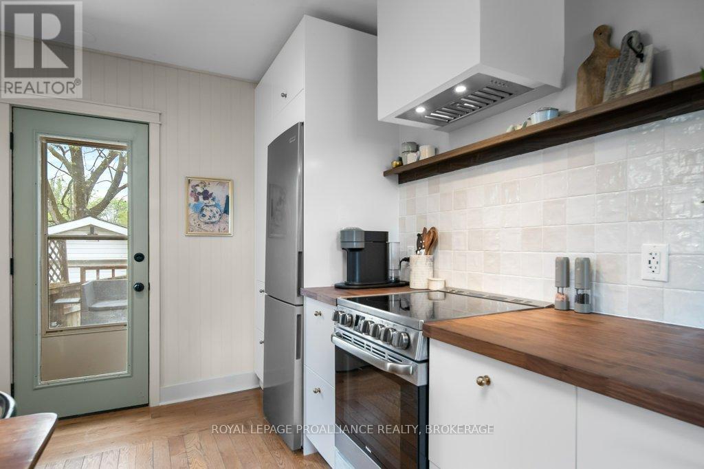 181 Russell Street, Kingston, Ontario  K7K 2G1 - Photo 15 - X12173587