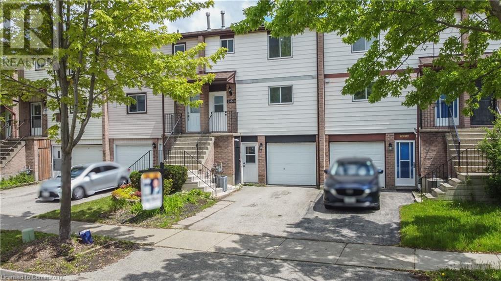 249 CAMELOT Court Unit# 3, Waterloo, Ontario