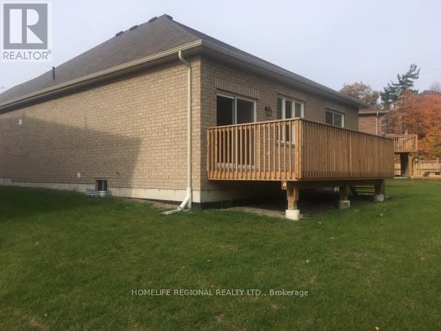 80 Prince George Crescent, Barrie, Ontario  L4N 0K9 - Photo 3 - S12173509