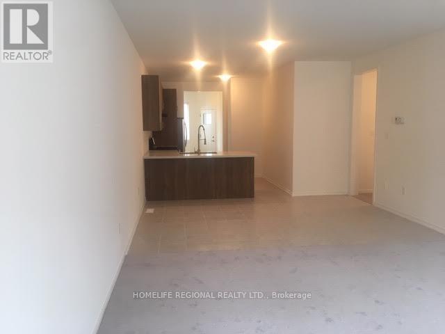 80 Prince George Crescent, Barrie, Ontario  L4N 0K9 - Photo 5 - S12173509
