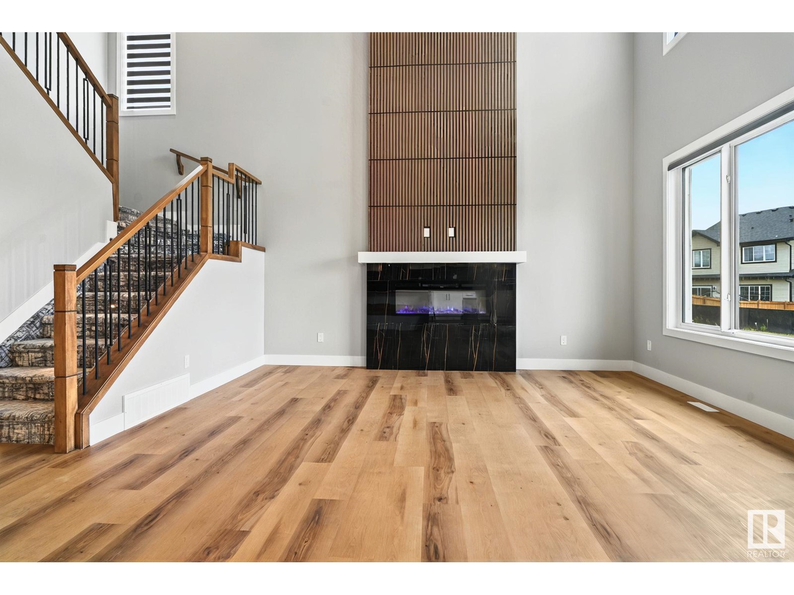 Property at 297 NELSON DR image 2