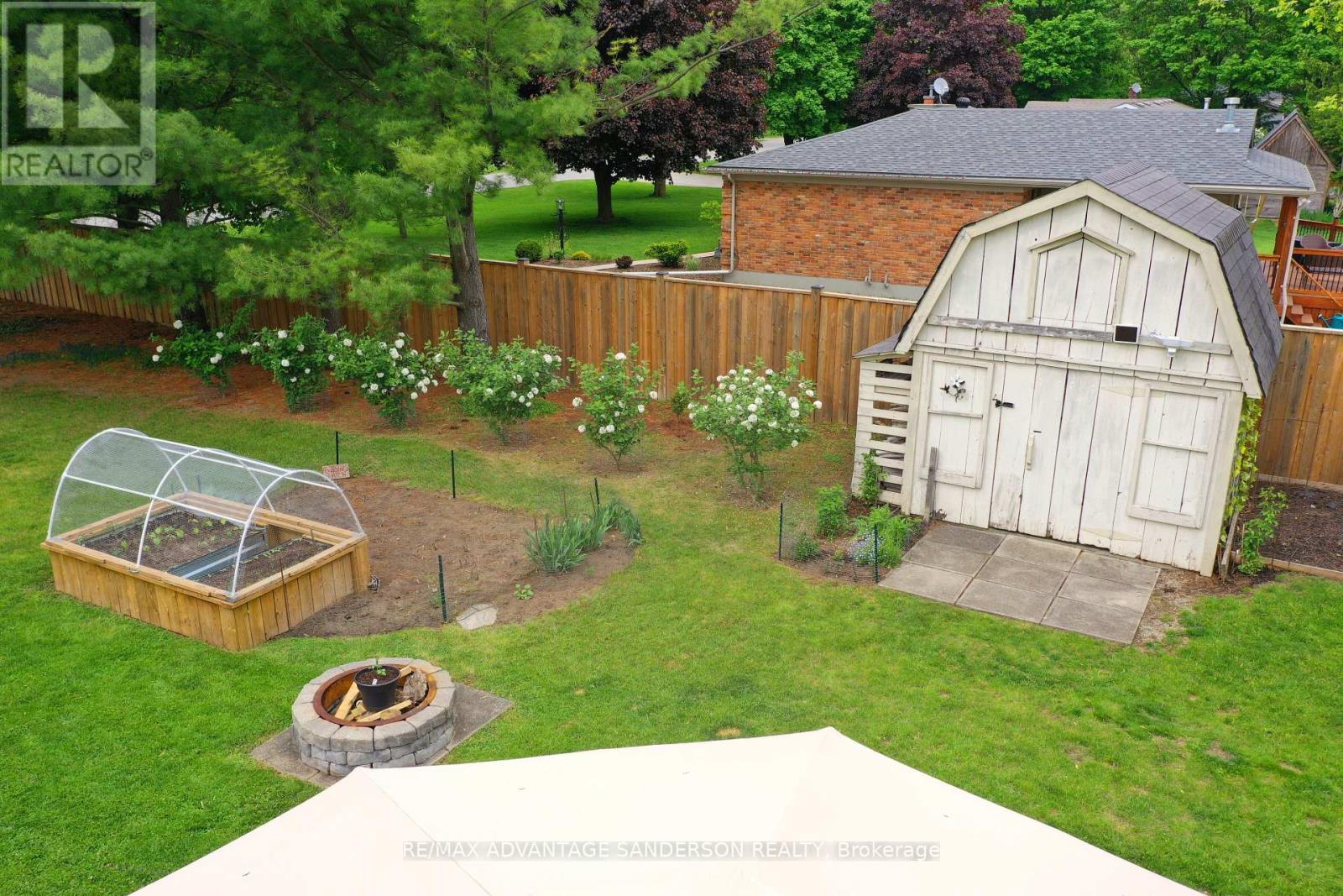 8 Currie Court, Middlesex Centre (Poplar Hill), Ontario  N0M 2A0 - Photo 10 - X12173591