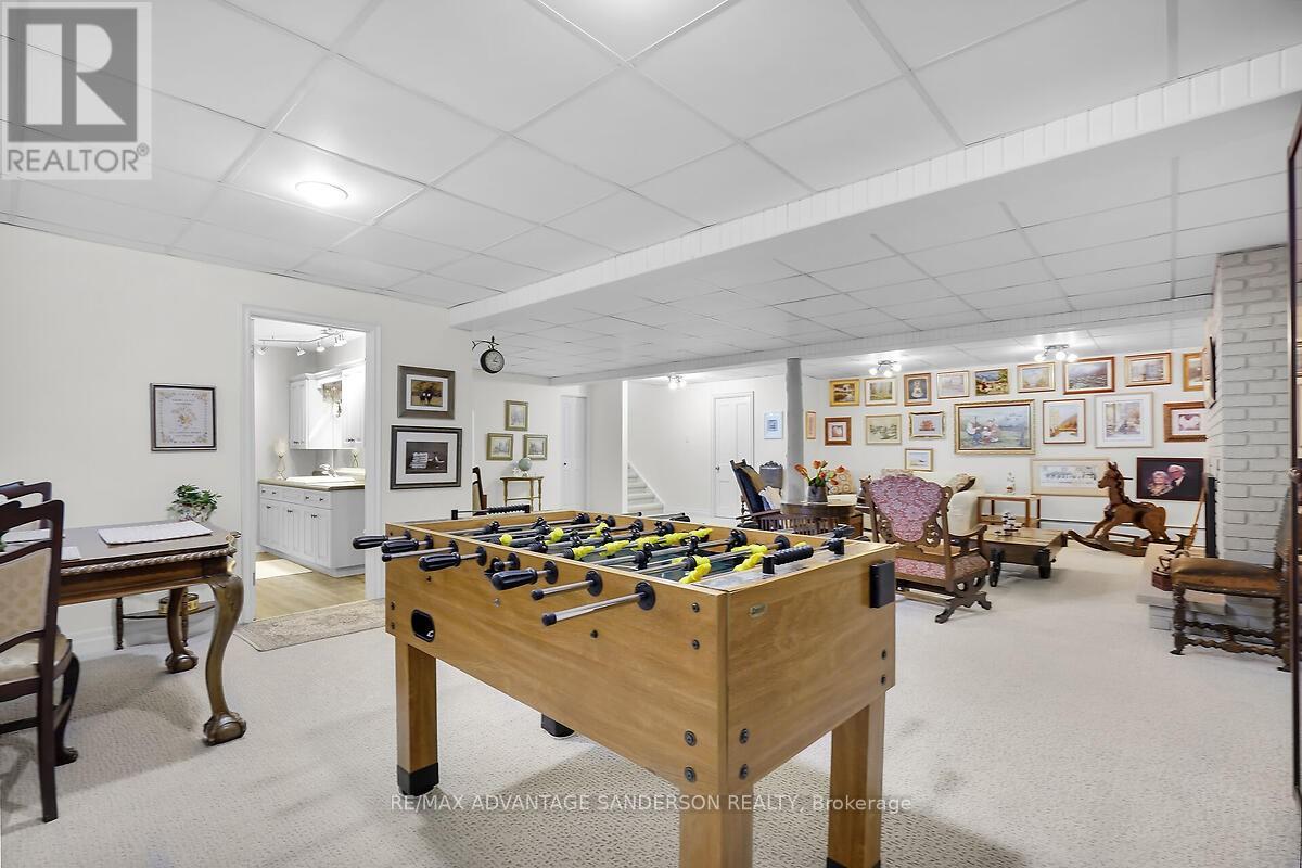 8 Currie Court, Middlesex Centre (Poplar Hill), Ontario  N0M 2A0 - Photo 40 - X12173591