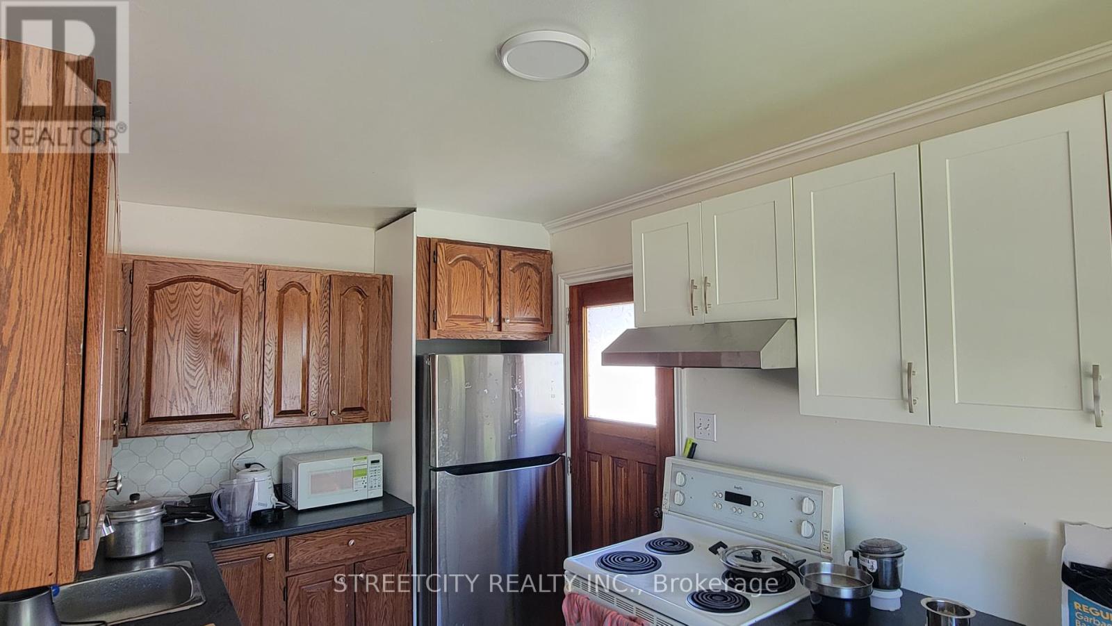 487 Salisbury Street, London East, Ontario  N5Y 3B4 - Photo 4 - X12173705