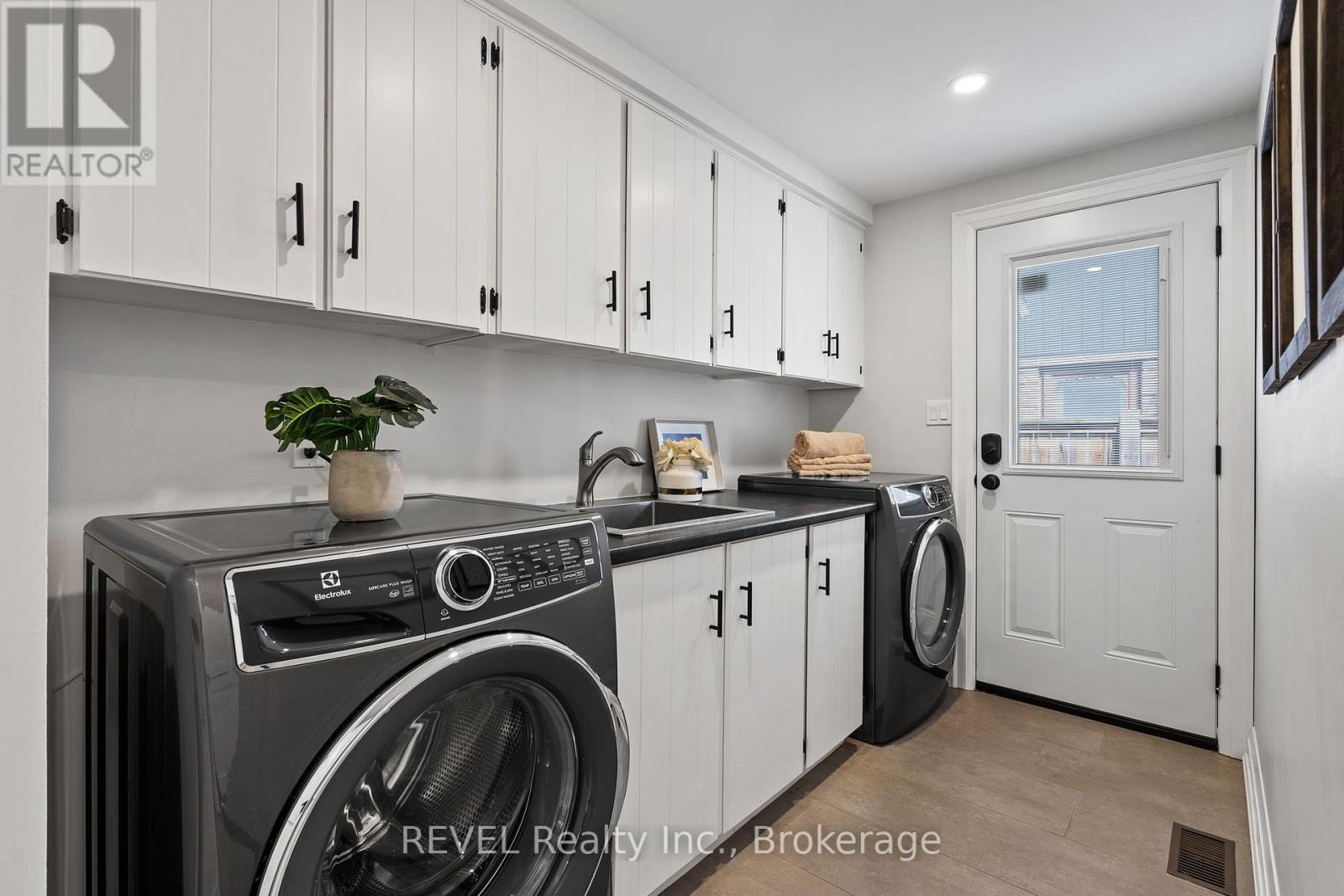 58 October Drive, St. Catharines, Ontario  L2N 6J6 - Photo 17 - X12077316