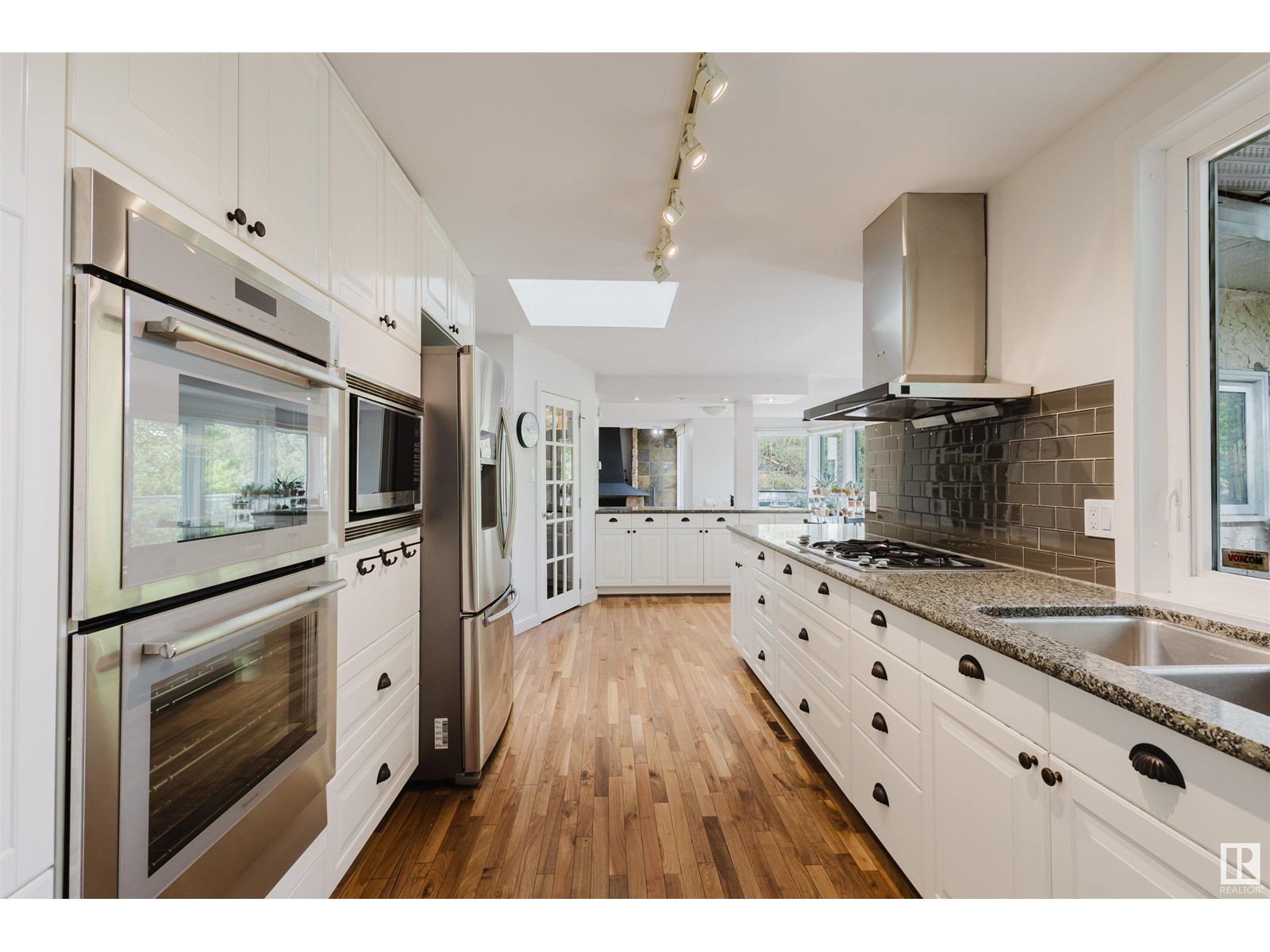 Property at 12603 GRAND VIEW DR NW image 3