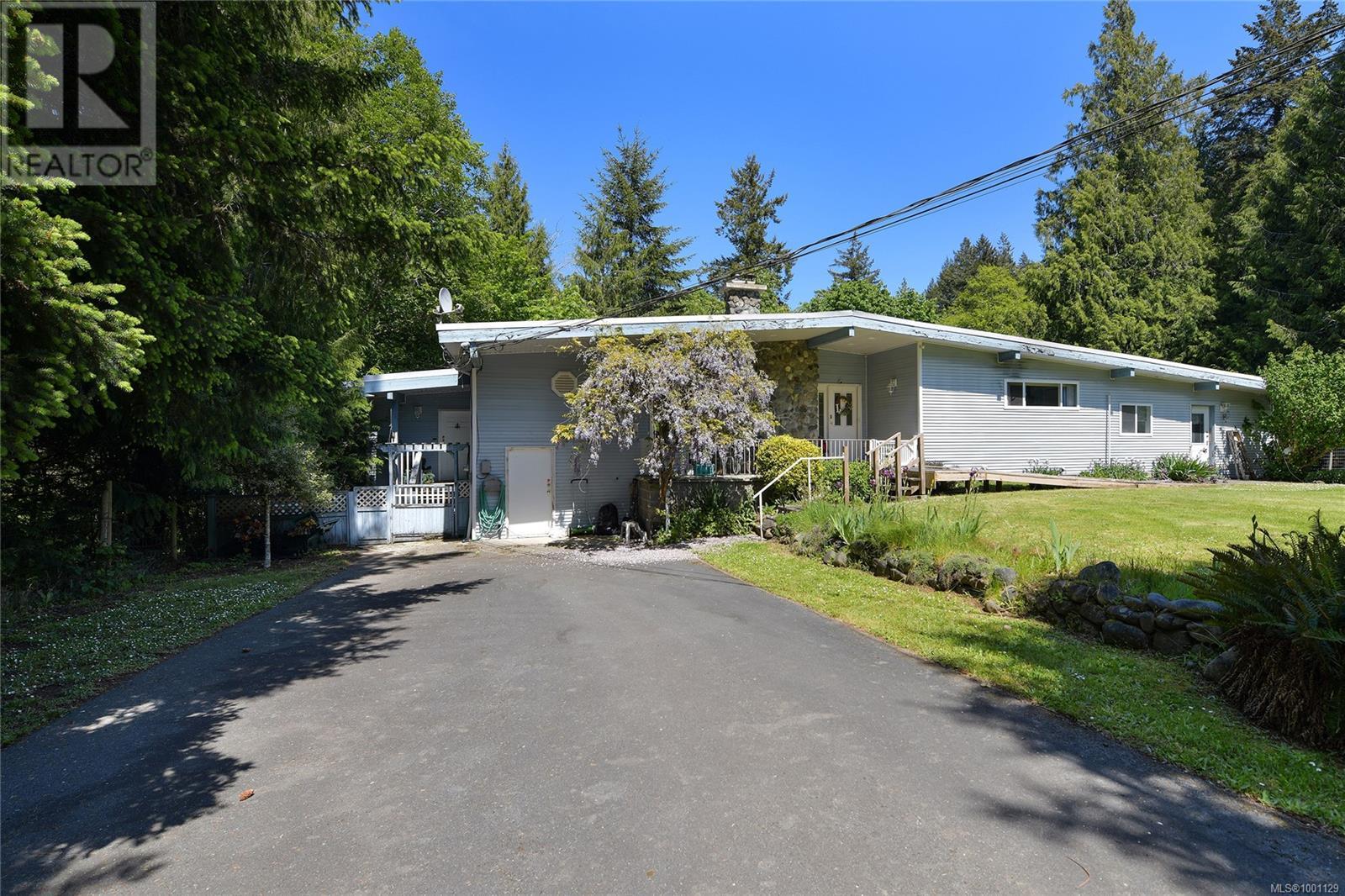 Property at 6790 Pascoe Rd image 5