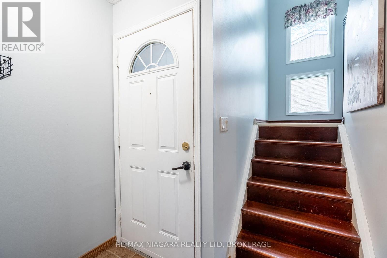 Property at 55 - 302 VINE STREET image 5
