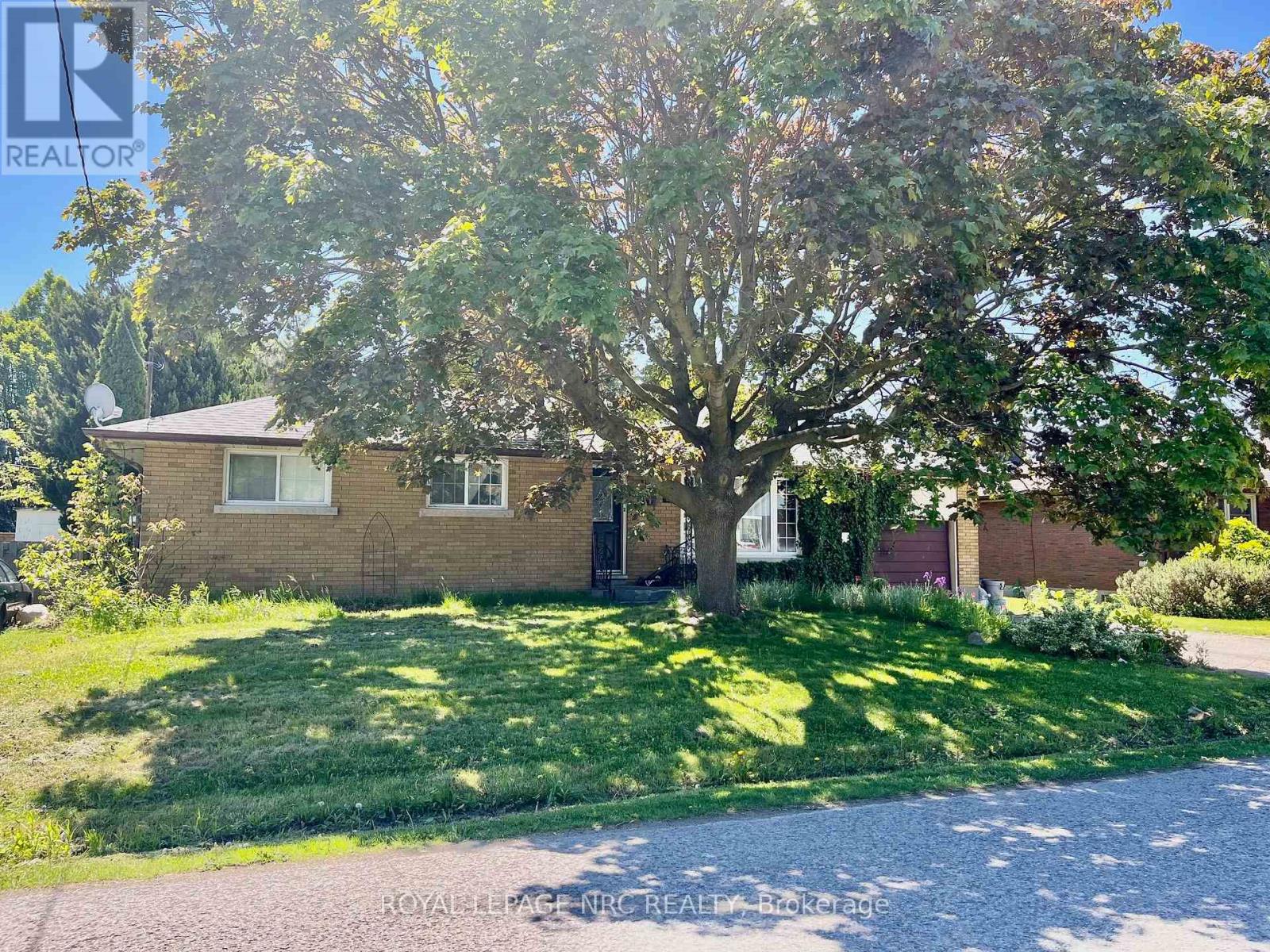 32 Buchanan Road, St. Catharines, Ontario  L2M 4R6 - Photo 12 - X12173755