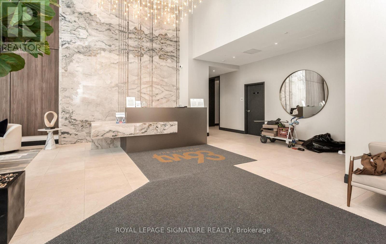 512 - 293 The Kingsway, Toronto, Ontario  M9A 0E8 - Photo 4 - W12173517