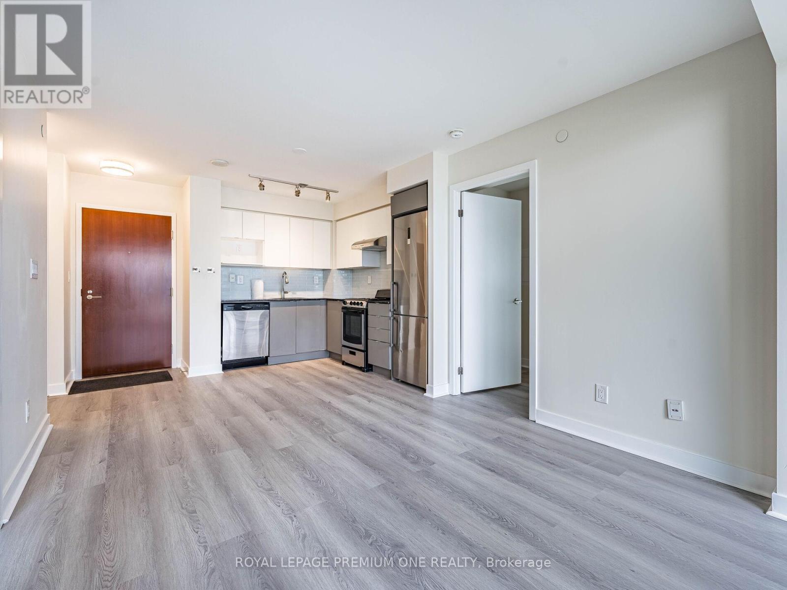626 - 160 Flemington Road, Toronto, Ontario  M6A 2N7 - Photo 19 - W12173538