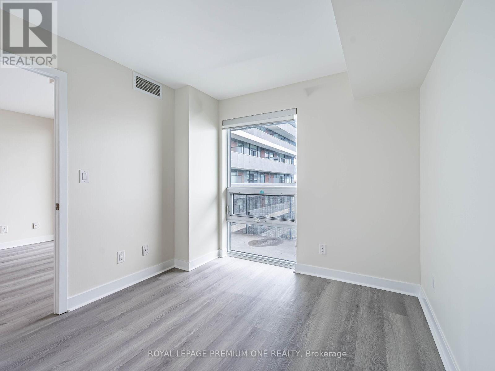 626 - 160 Flemington Road, Toronto, Ontario  M6A 2N7 - Photo 29 - W12173538