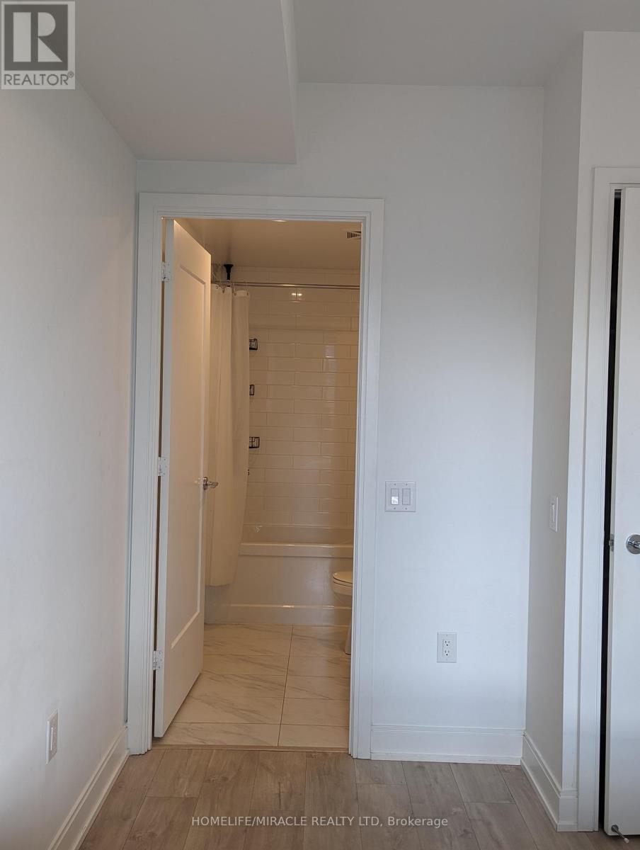 303 - 65 Annie Craig Drive, Toronto (Mimico), Ontario  M8V 0G3 - Photo 15 - W12173541