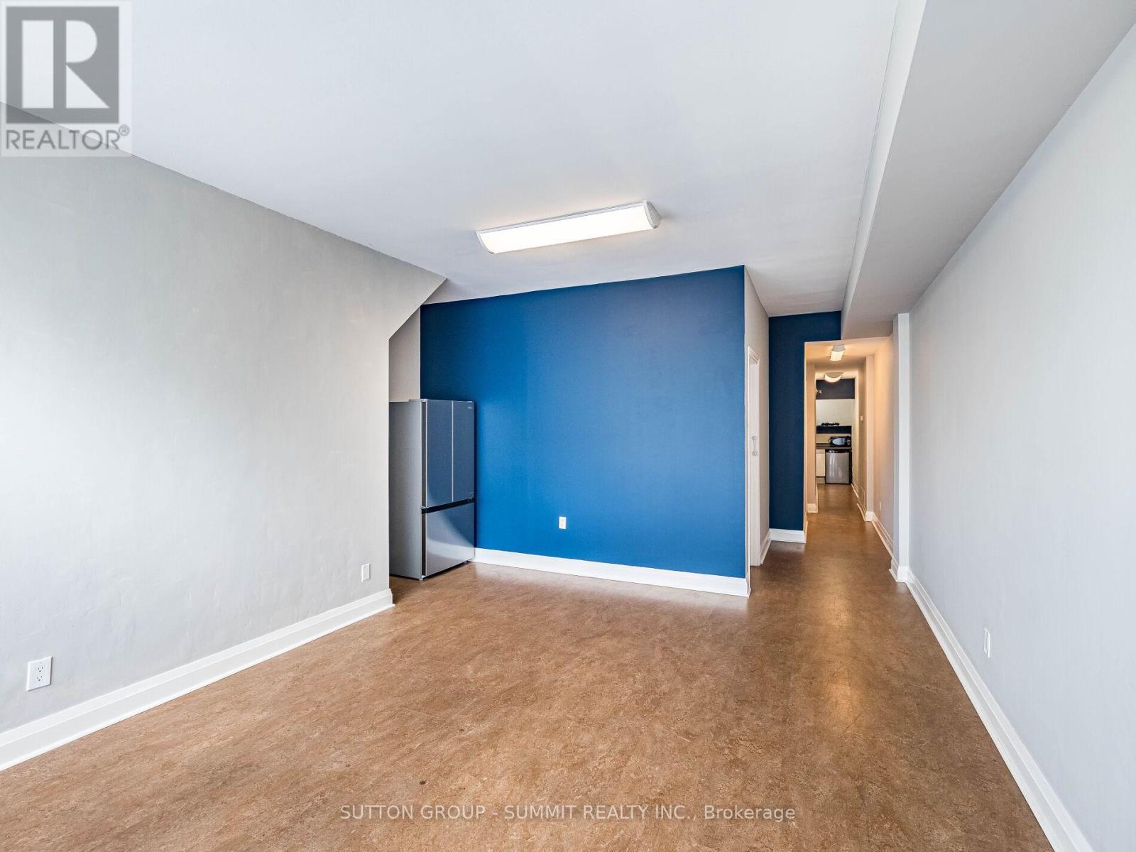 3094-3096 Lake Shore Boulevard W, Toronto (Long Branch), Ontario  M8V 1L2 - Photo 4 - W12173544