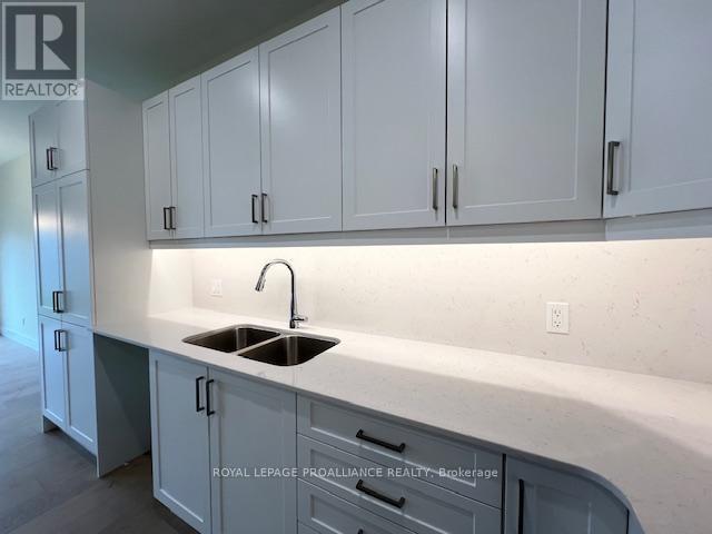 22 Douglas Marshall Crescent, Brockville, Ontario  K6V 0E7 - Photo 6 - X12173742
