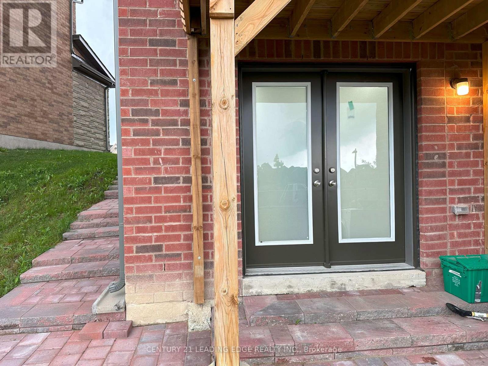 Bsmt - 207 Miyako Court, Oshawa, Ontario  L1L 0R7 - Photo 3 - E12168407