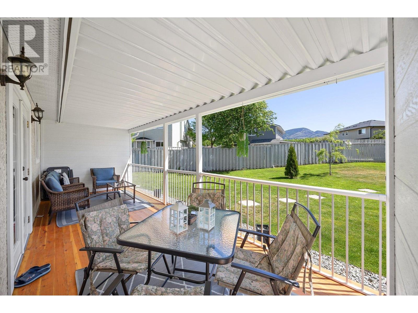 135 Almond Court, Kelowna, BC V1X6H1