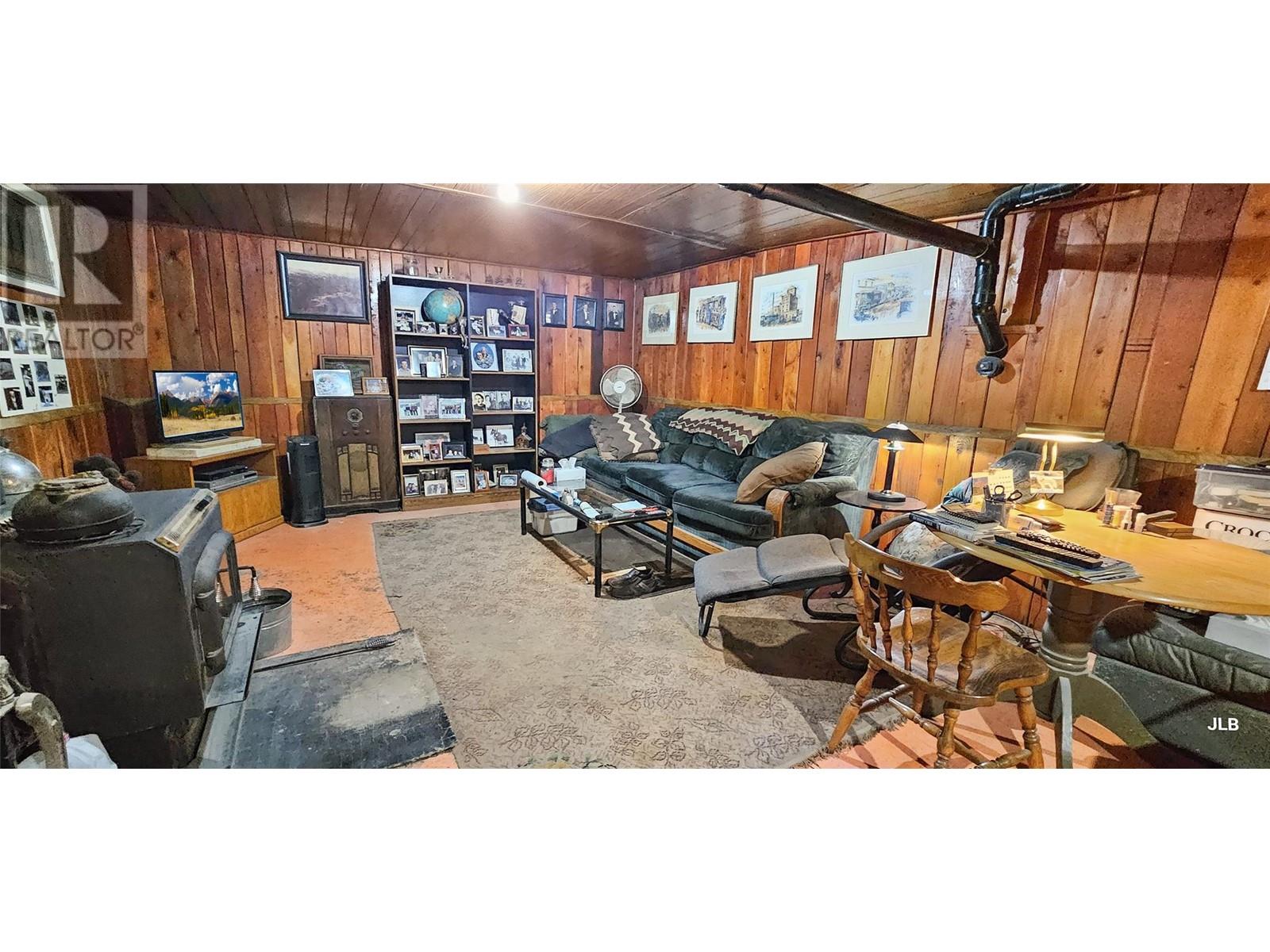 5721 Bridesville Townsite Road, Bridesville, BC V0H1Y0