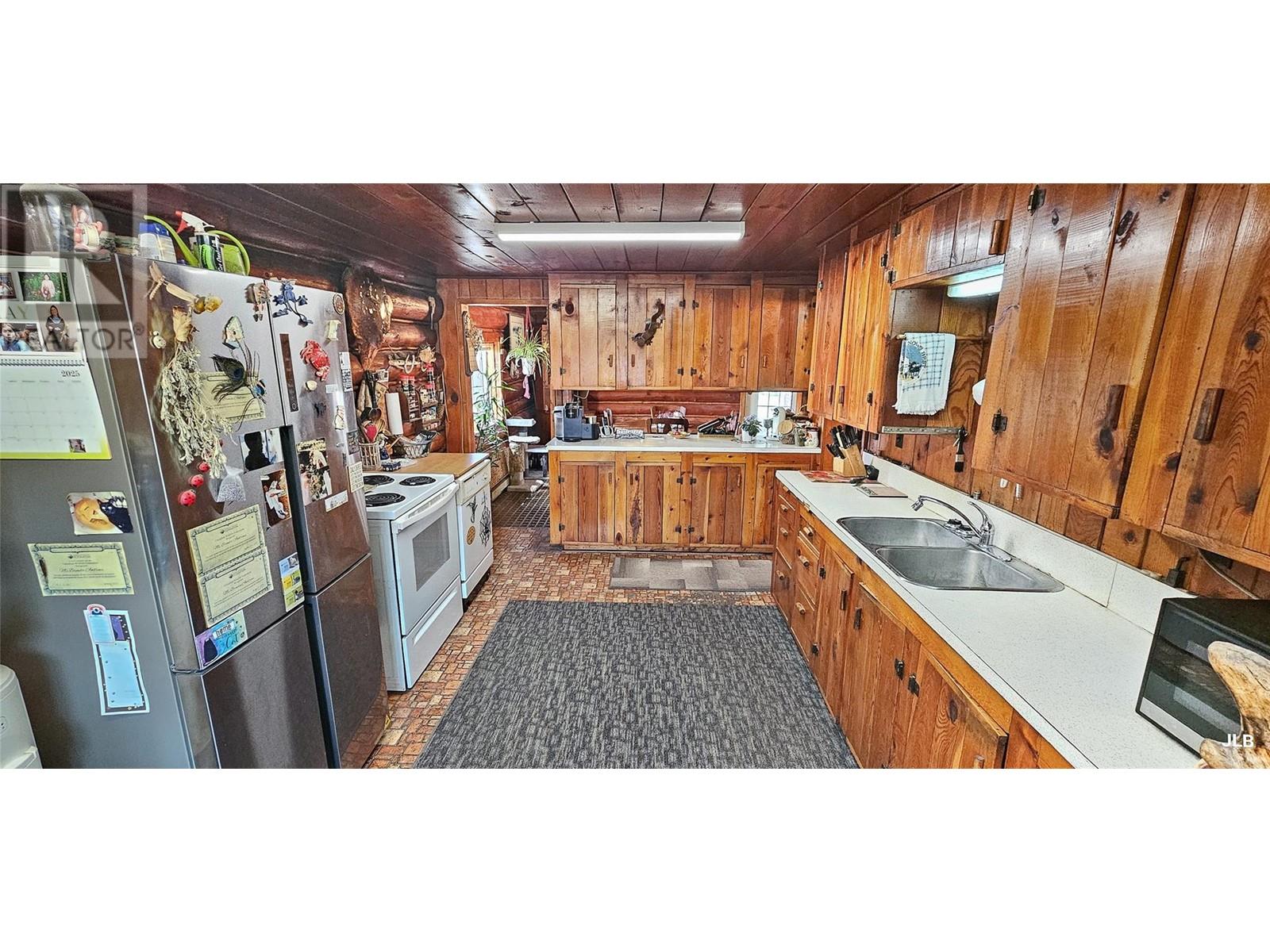 5721 Bridesville Townsite Road, Bridesville, BC V0H1Y0