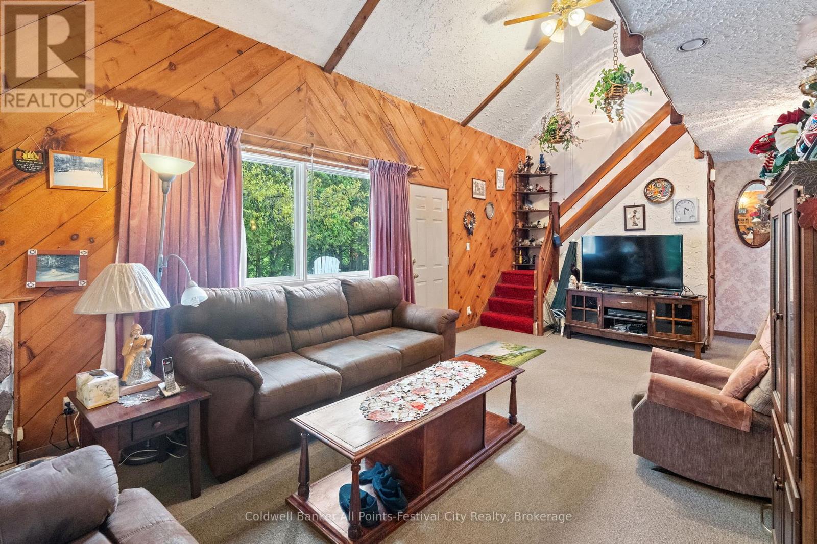 74387 Driftwood Drive, Bluewater, Ontario N0M 1G0 - Photo 10 - X12173687