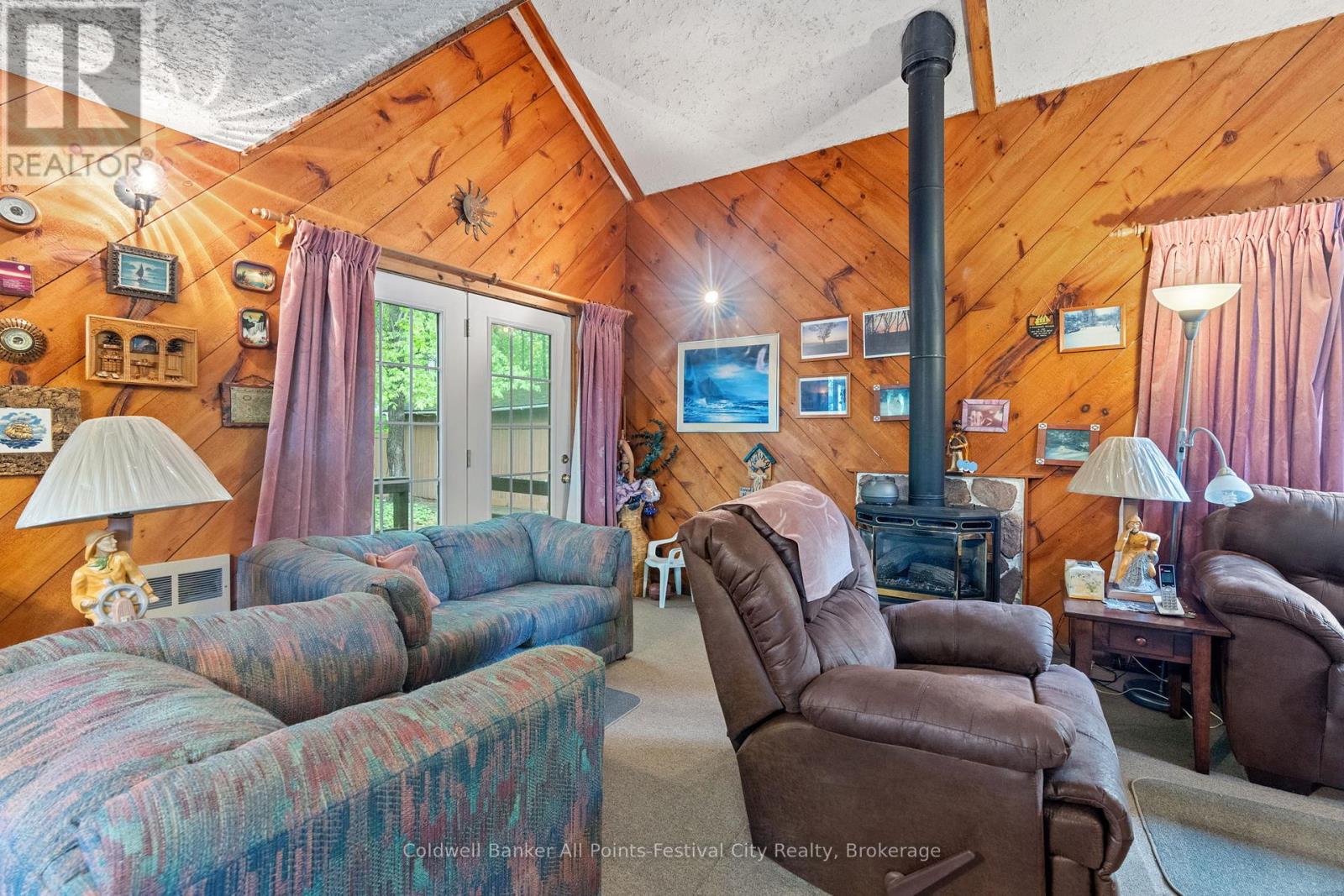 74387 Driftwood Drive, Bluewater, Ontario N0M 1G0 - Photo 11 - X12173687